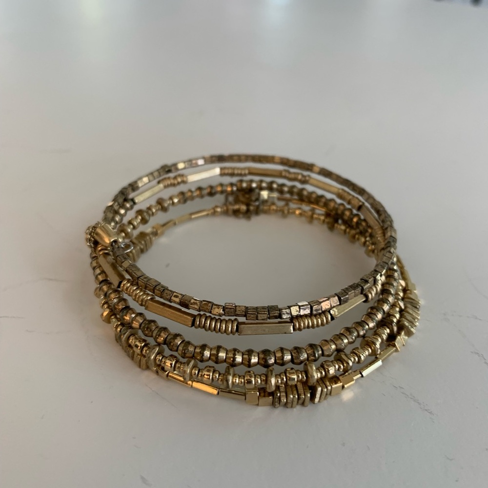 Stella and Dot Gold Bracelet, stackable and comfy!
